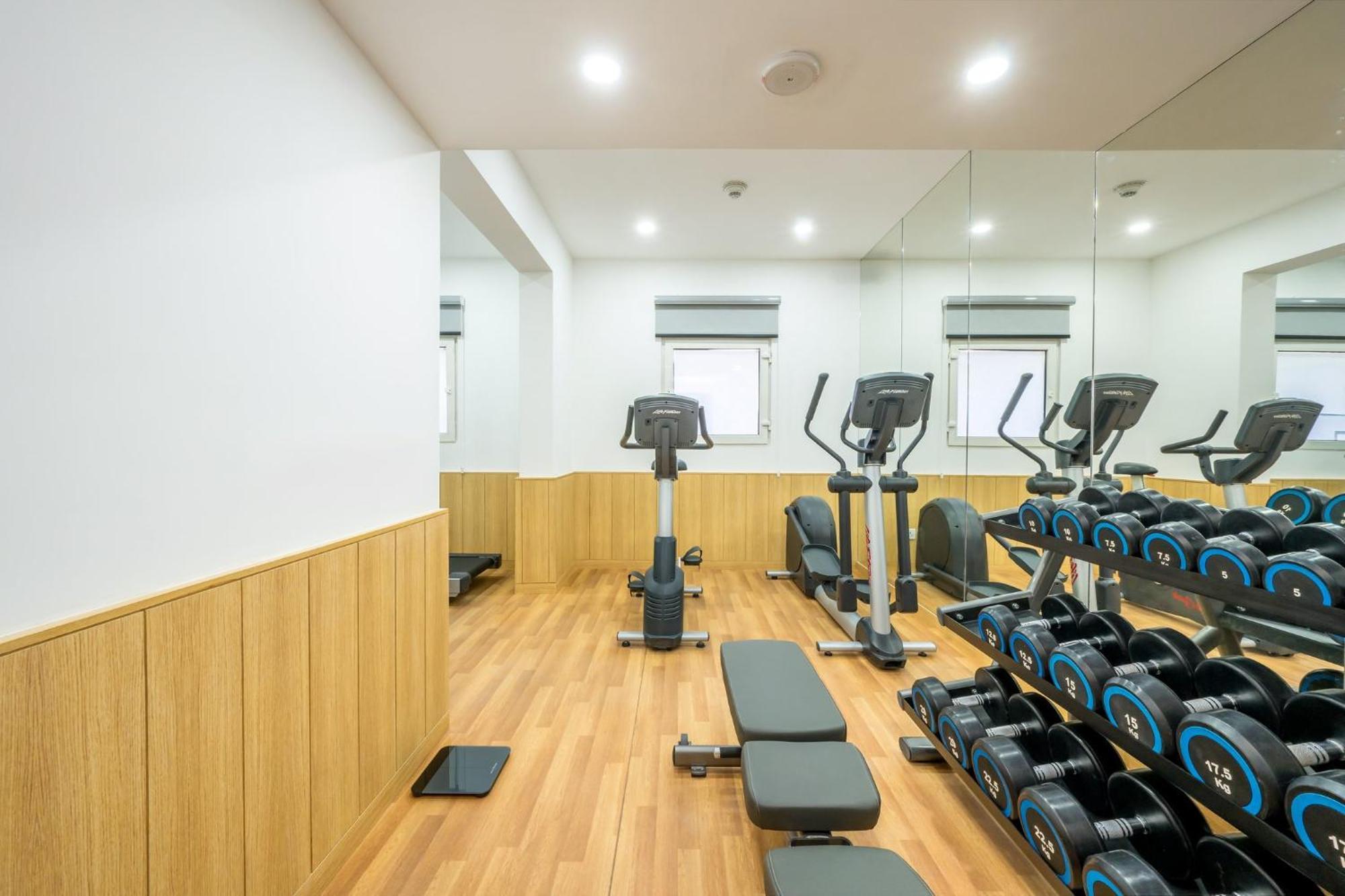 Holiday Inn Express Greater Noida Knowledge Park By Ihg Exterior photo