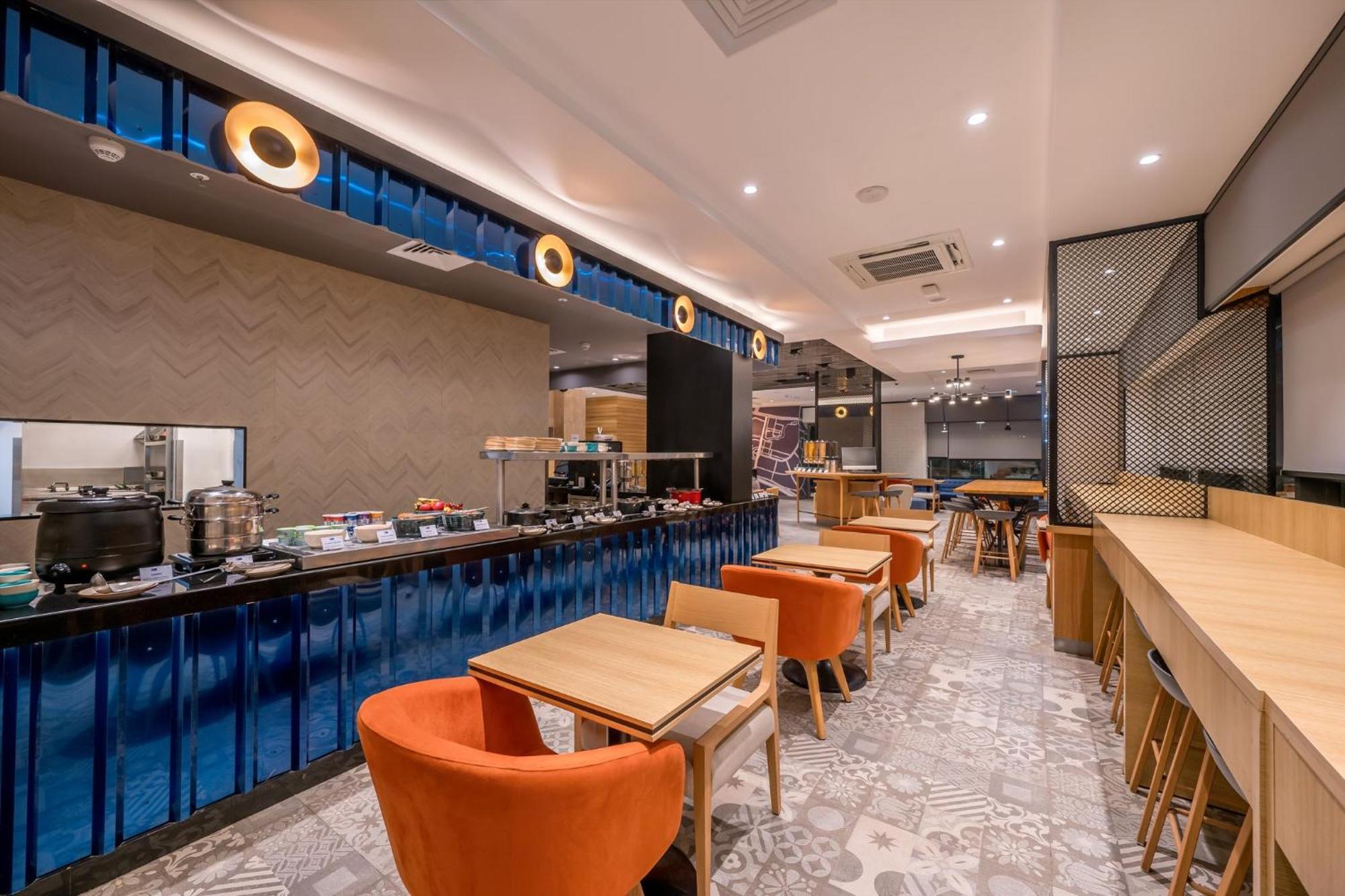 Holiday Inn Express Greater Noida Knowledge Park By Ihg Exterior photo