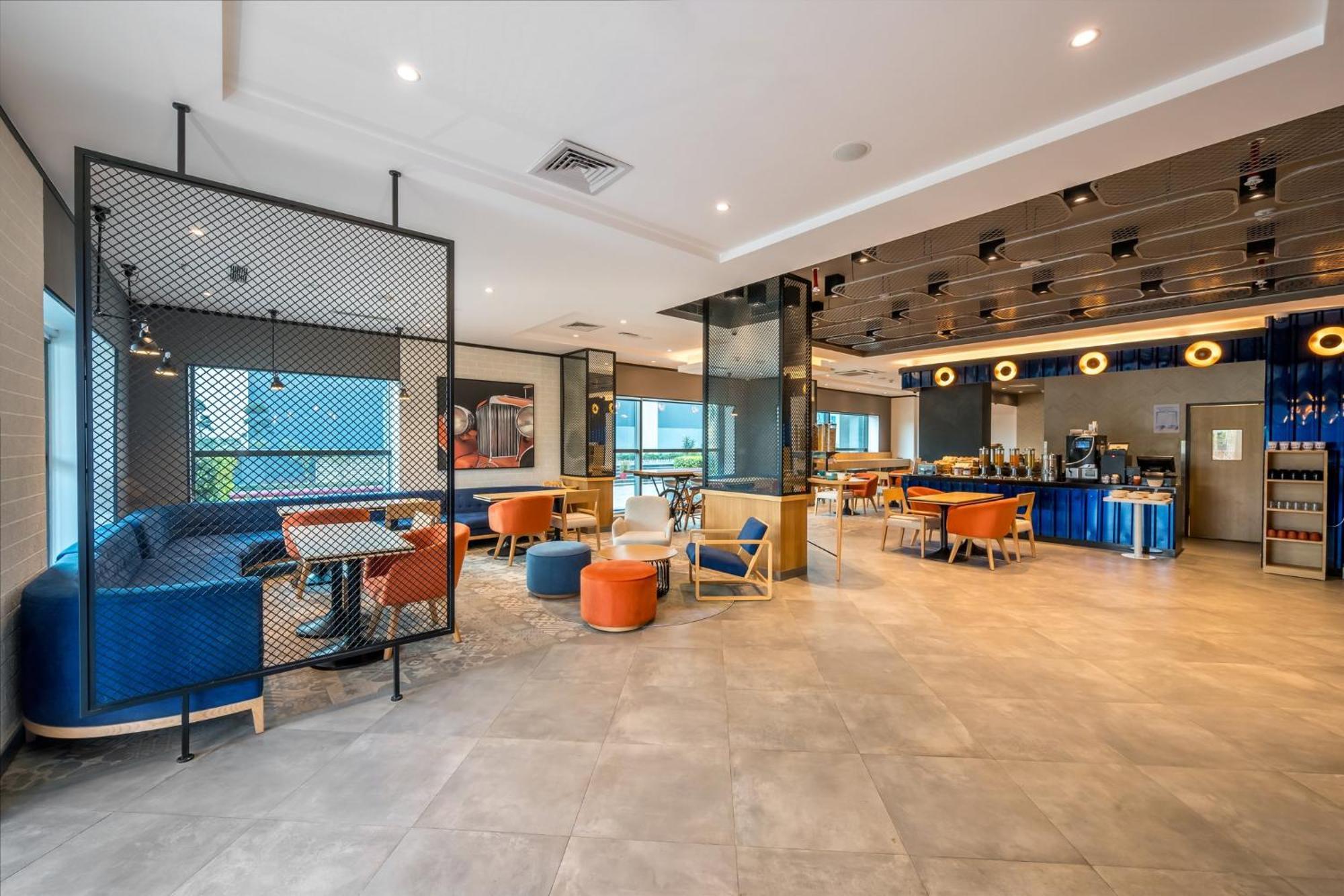 Holiday Inn Express Greater Noida Knowledge Park By Ihg Exterior photo